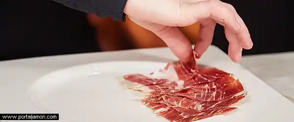¿El jamón tiene colesterol? La verdad sobre el jamón ibérico